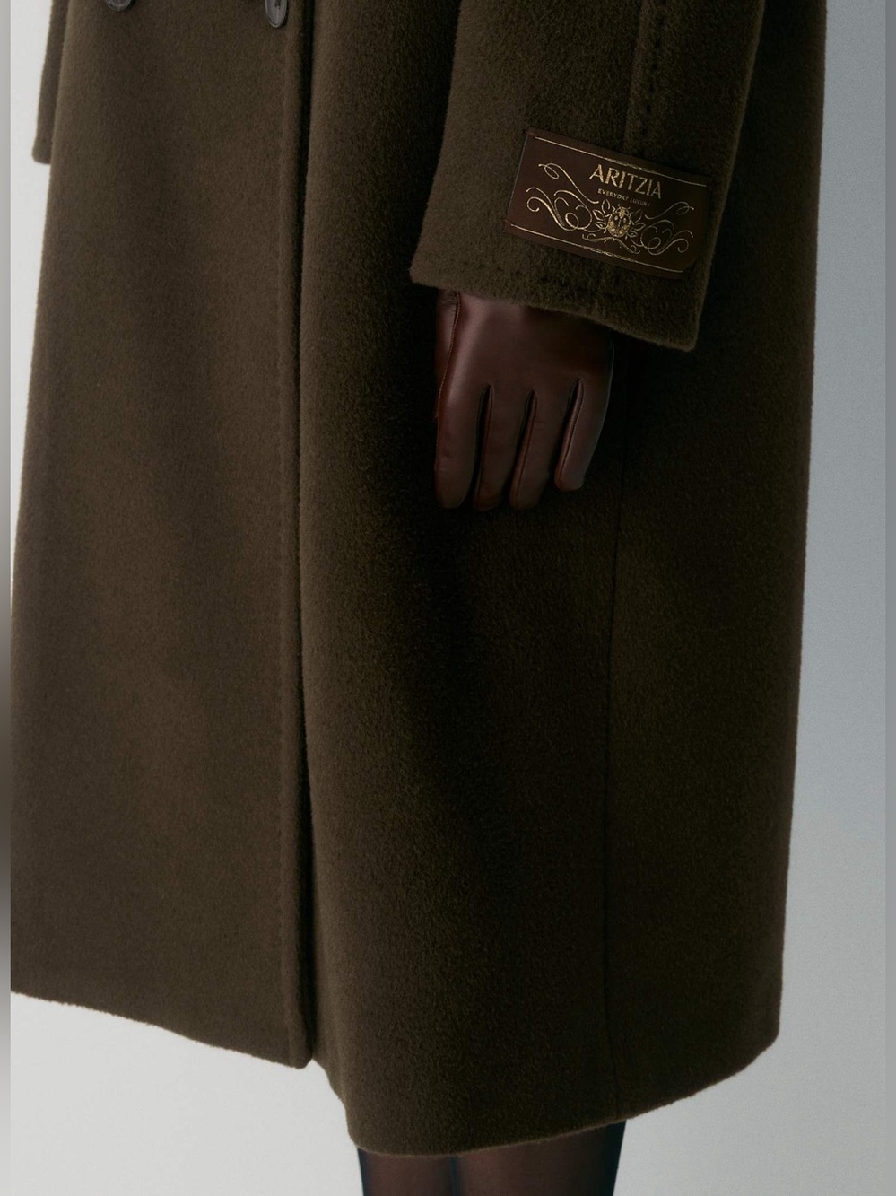 Aritzia Renown Leather Gloves